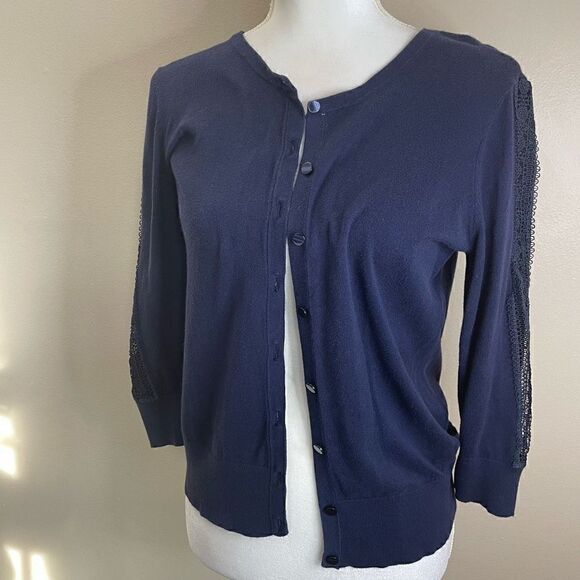 Ann Taylor|Button up|Cardigan|100% Cotton| open knit sleeves|Medium - Picture 9 of 13